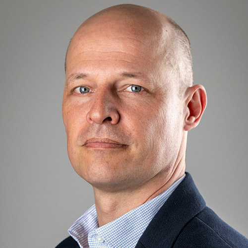 Oliver Van Kamp, Barco