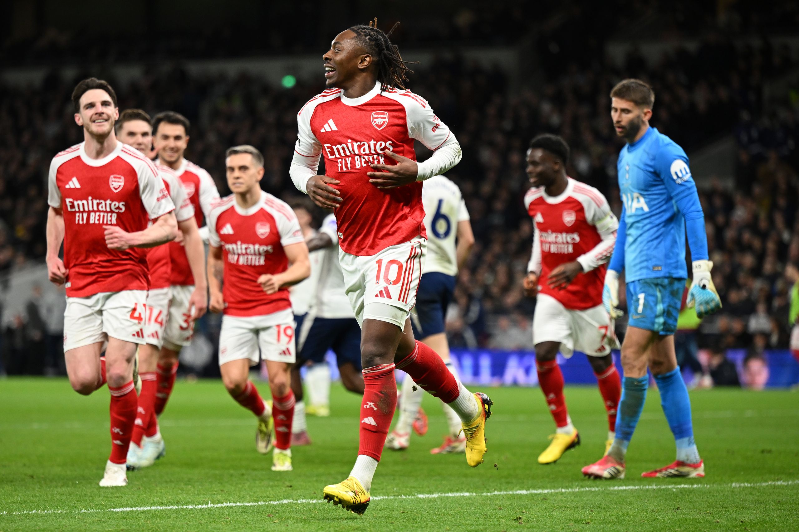 See a Premier League game this weekend! Secure your seat now with last-minute deals still available