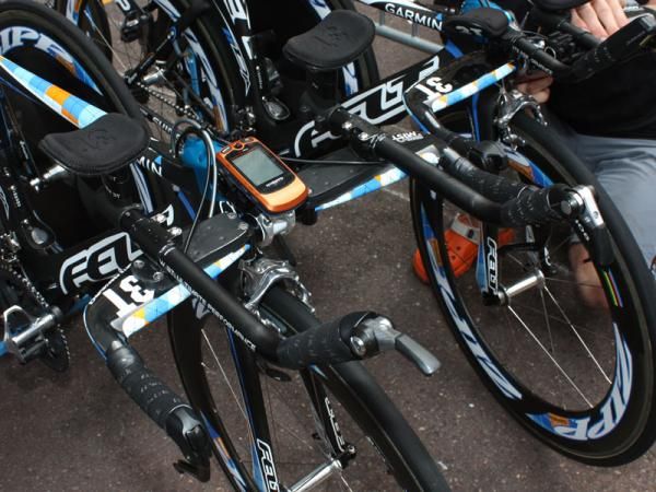 Ryder Hesjedal's (Garmin-Slipstream) setup is even more extreme.