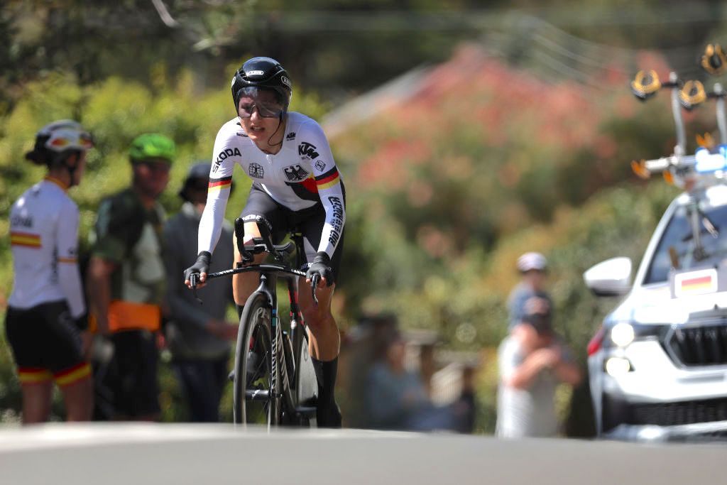 WOLLOGONG, AUSTRALIA - SEPTEMBER 20: Justyna Czapla of Germany sprints during the 95th UCI Road World Championships 2022 - Women Junior Individual Time Trial a 14,1km race from Wollongong to Wollongong / #Wollongong2022 / on September 20, 2022 in Wollongong, Australia. (Photo by Con Chronis/Getty Images)