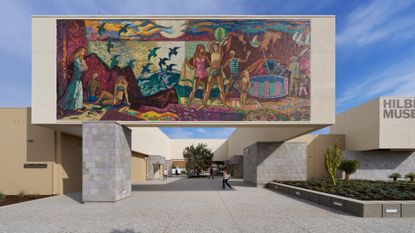 Johnston Marklee Hilbert museum of california art facade and colourful mural