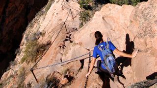 Why do some many people die at Angel's Landing: solo scrambler