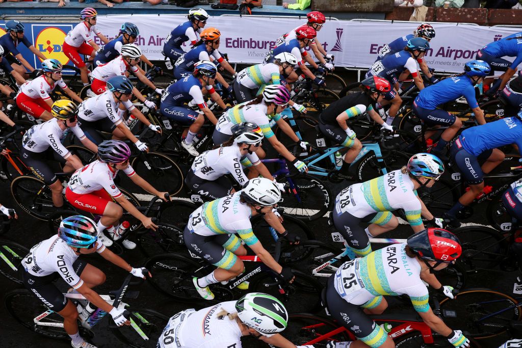 LOCH LOMOND SCOTLAND AUGUST 13 LR Liane Lippert of Germany Grace Brown of Australi Sarah Roy of Australia and a general view of the peloton prior to the Women Elite Women U23 Road Race a 1541km race from Loch Lomond to Glasgow at the 96th UCI Cycling World Championships Glasgow 2023 Day 11 UCIWWT on August 13 2023 in Loch Lomond Scotland Photo by Dean MouhtaropoulosGetty Images