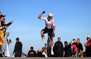 Volta Valenciana: Brandon McNulty wins shortened stage 4