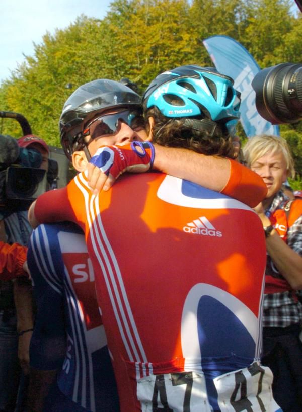 Cavendish celebrates with Geraint Thomas