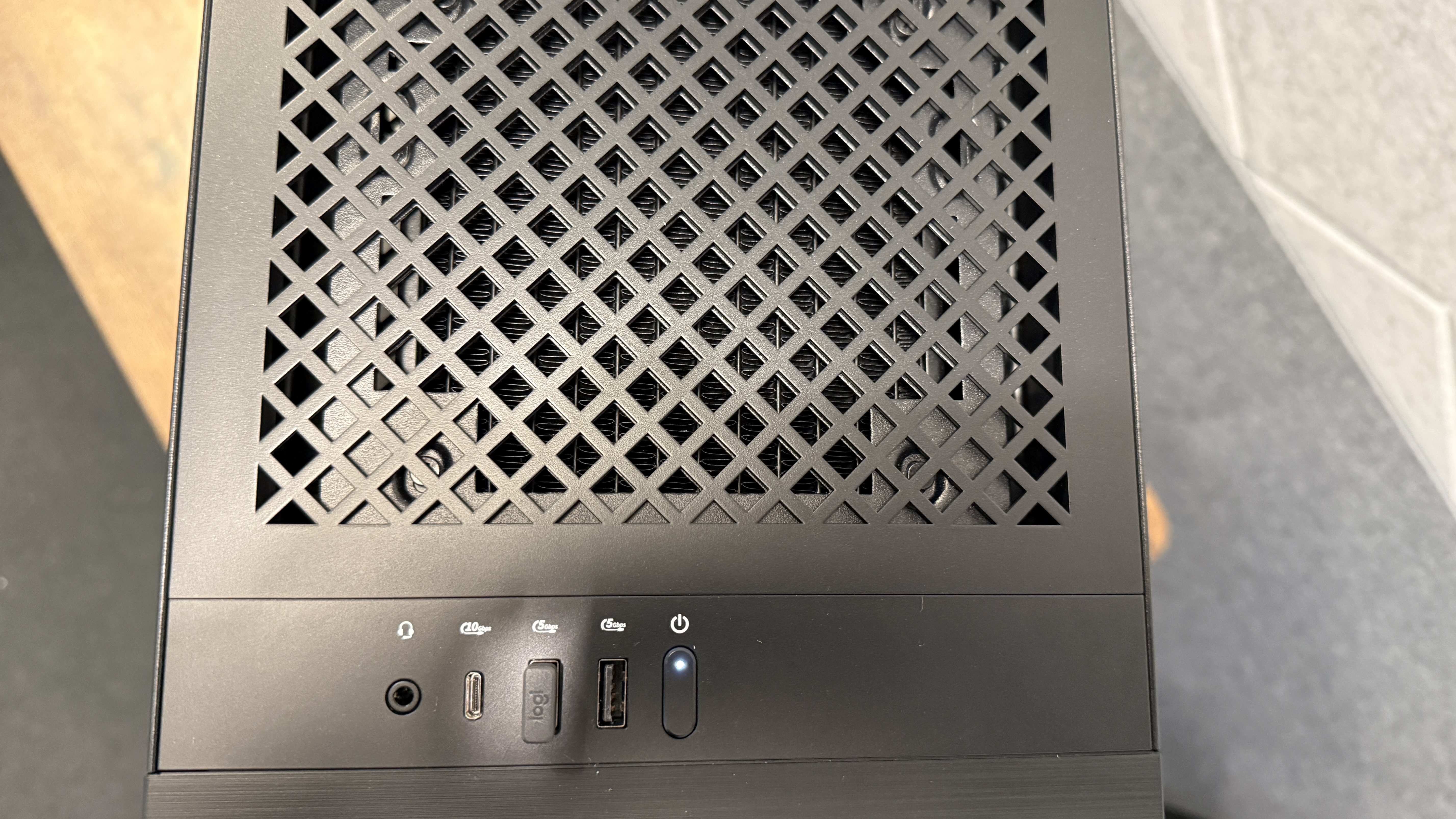 The top ports on the HP Omen Max 45L