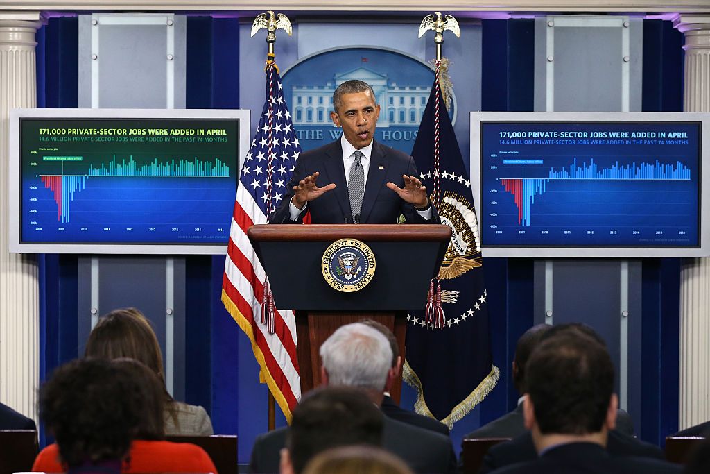 Obama hold conference to discuss minimum wage, among other things. 