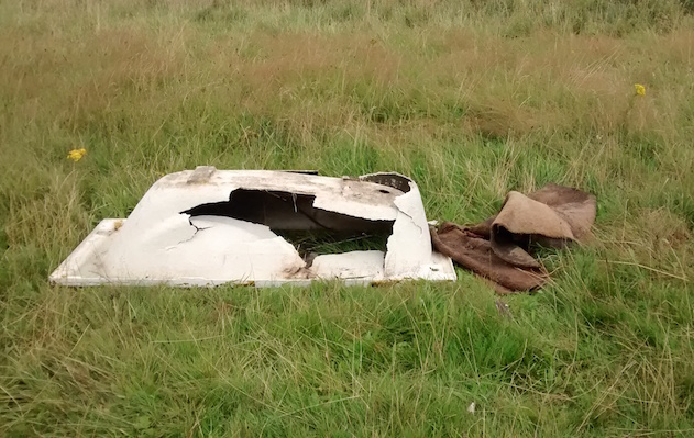 Abandoned-bathtub-in-Bradford.jpg