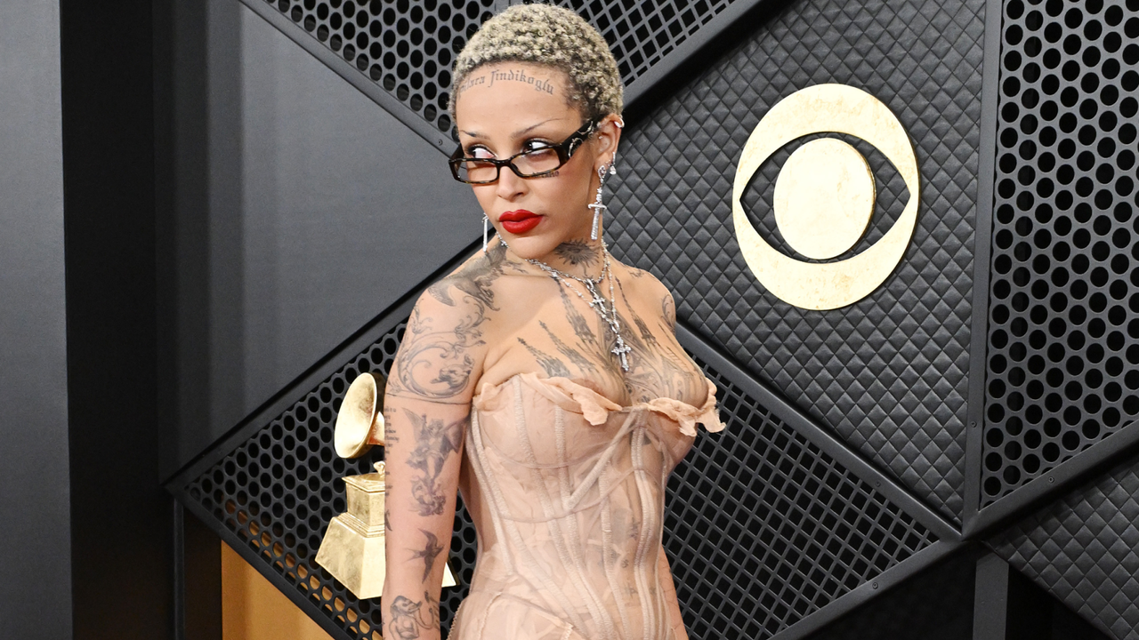 Doja Cat on the Grammys 2024 red carpet