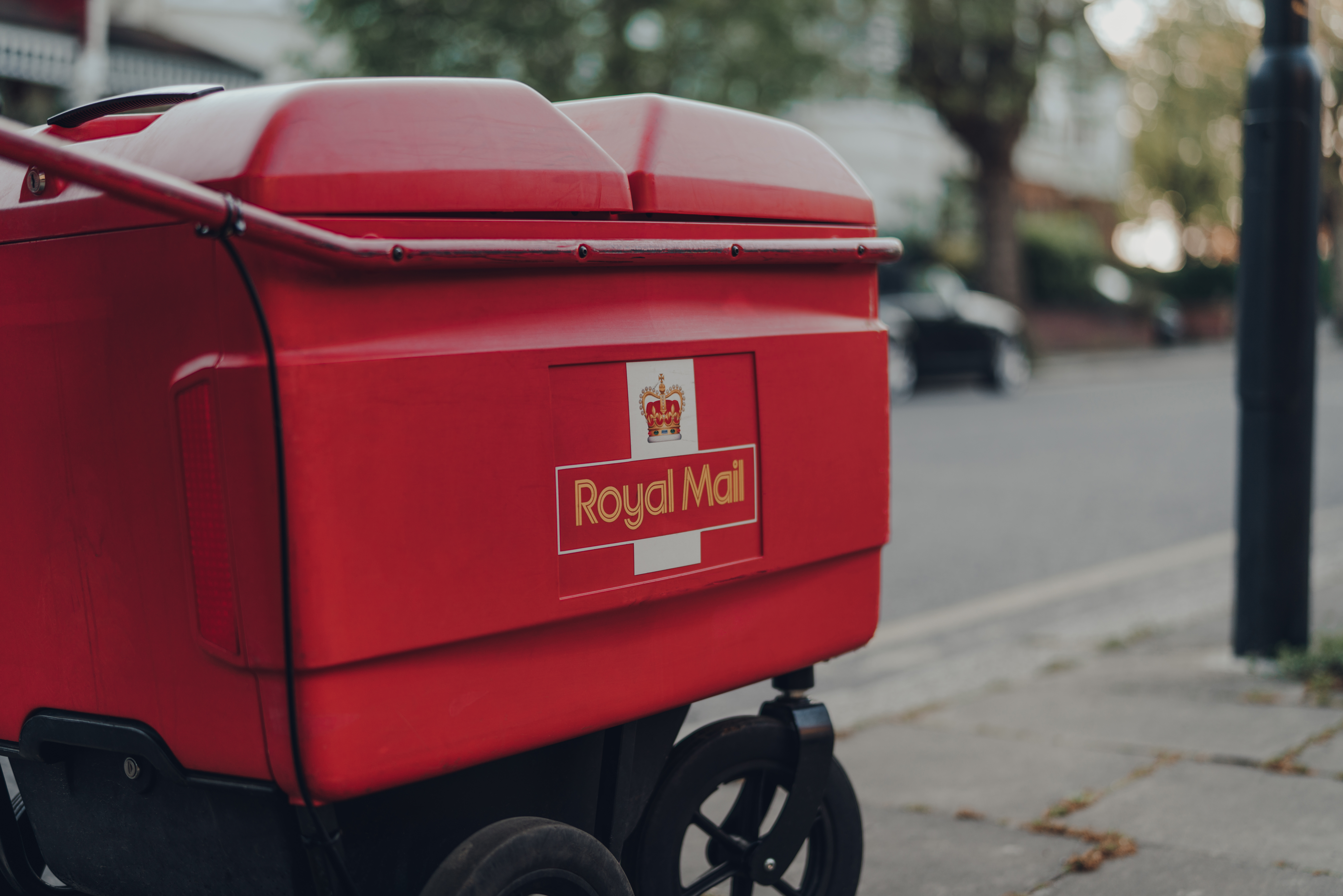 Royal Mail delivery wagon