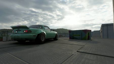 Forza Horizon 6 Tokyo City port treasure hunt mazda car next to treasure hunt chest chest