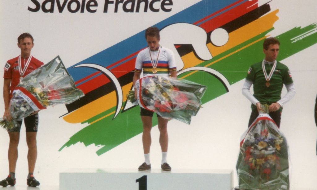 The 1989 Worlds podium in Chamb&eacute;ry