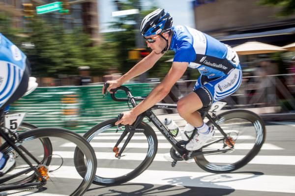 Jake Keough (UnitedHealthcare) moves to the front of the field.