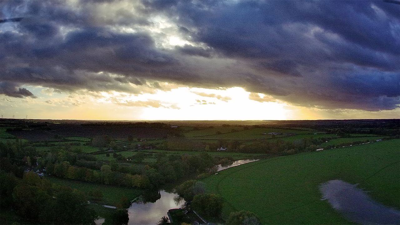 Example photo taken with the Veeniix V11