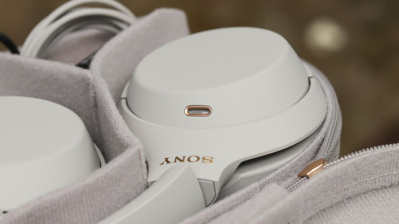 Sony WH-1000XM4 wireless headphones