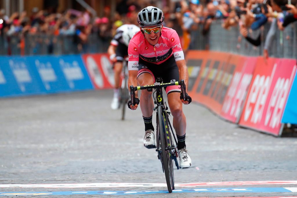 Simon Yates (Mitchelton-Scott) wins in Osimo