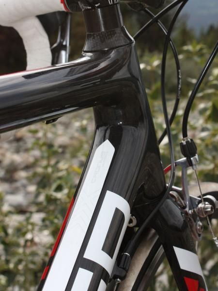 In addition to stiffening up the steering column, the tapered head tube also provides more surface area at the top tube and down tube junctions.