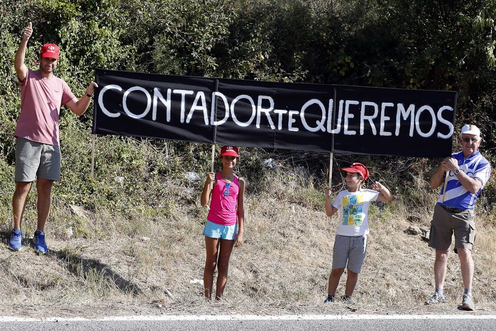 Contador's fans line the roads in Spain for his final race
