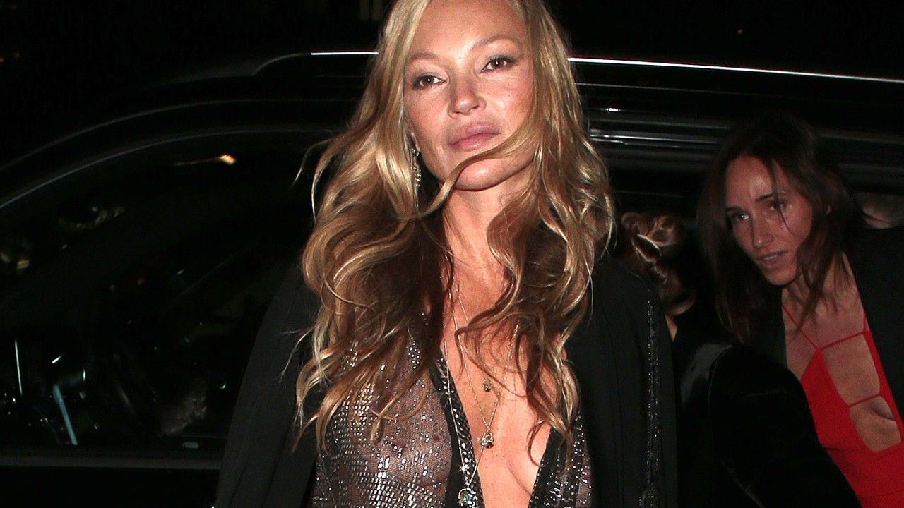 Kate Moss arrives at her Diet Coke party at Annabel&#039;s on November 09, 2022 in London, England