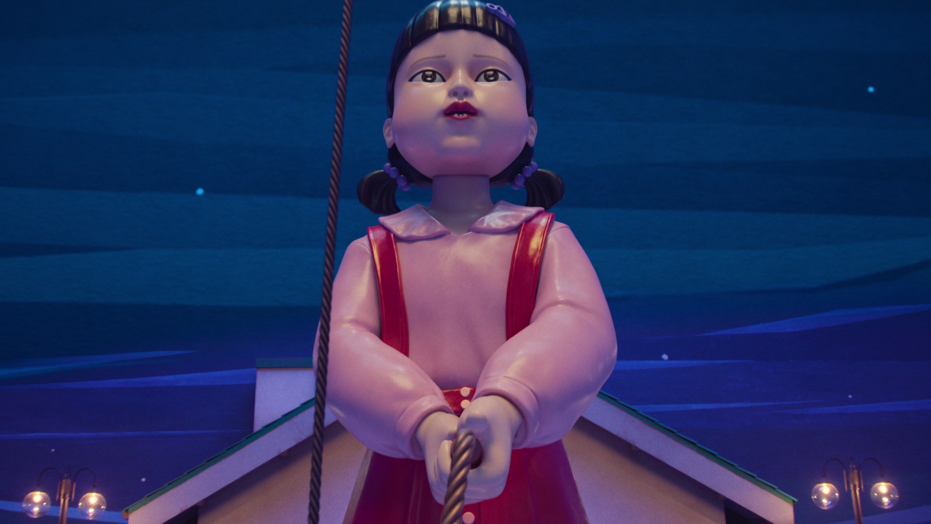 The large doll holds a rope in Squid Game season 3