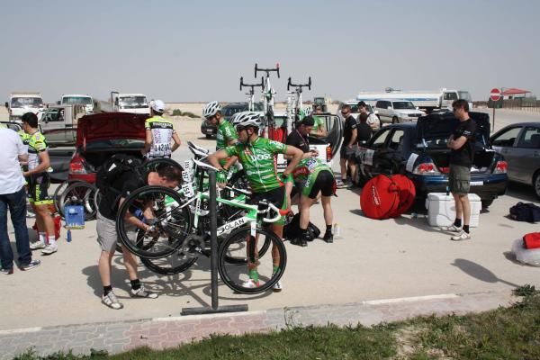 An Post-Sean Kelly team before the start.