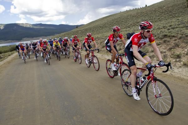 RadioShack's best efforts could not keep Levi Leipheimer in yellow