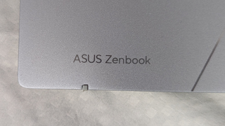 Asus Zenbook 14 UX3405