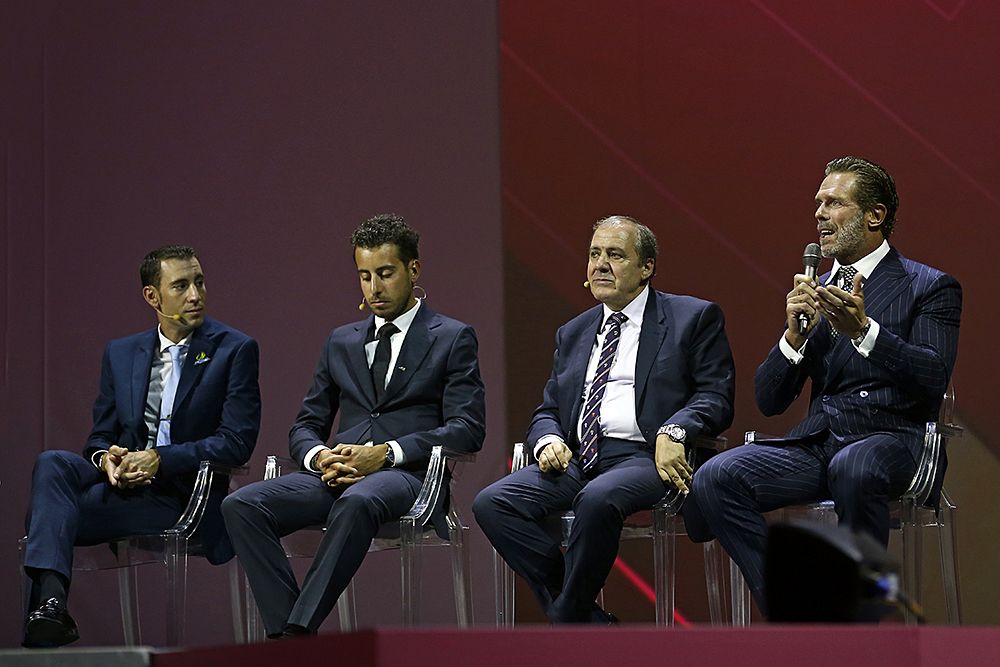 Vincenzo Nibali and Fabio Aru on stage at the 2017 Giro d'Italia presentation
