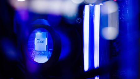 Intel Core Ultra 200S CPU