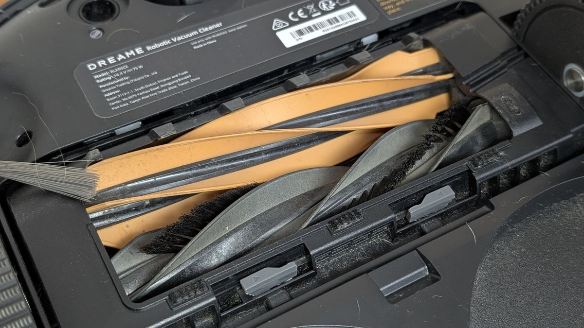 Dreame Matrix10 Ultra robovac main brush