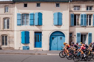 Picture by Zac Williams/SWpix.com- 28/07/2022 - Cycling - 2022 Tour De France Femmes Avec Zwift - Stage 5 - Bar-Le-Duc to Saint-die-des-Vosges - France -