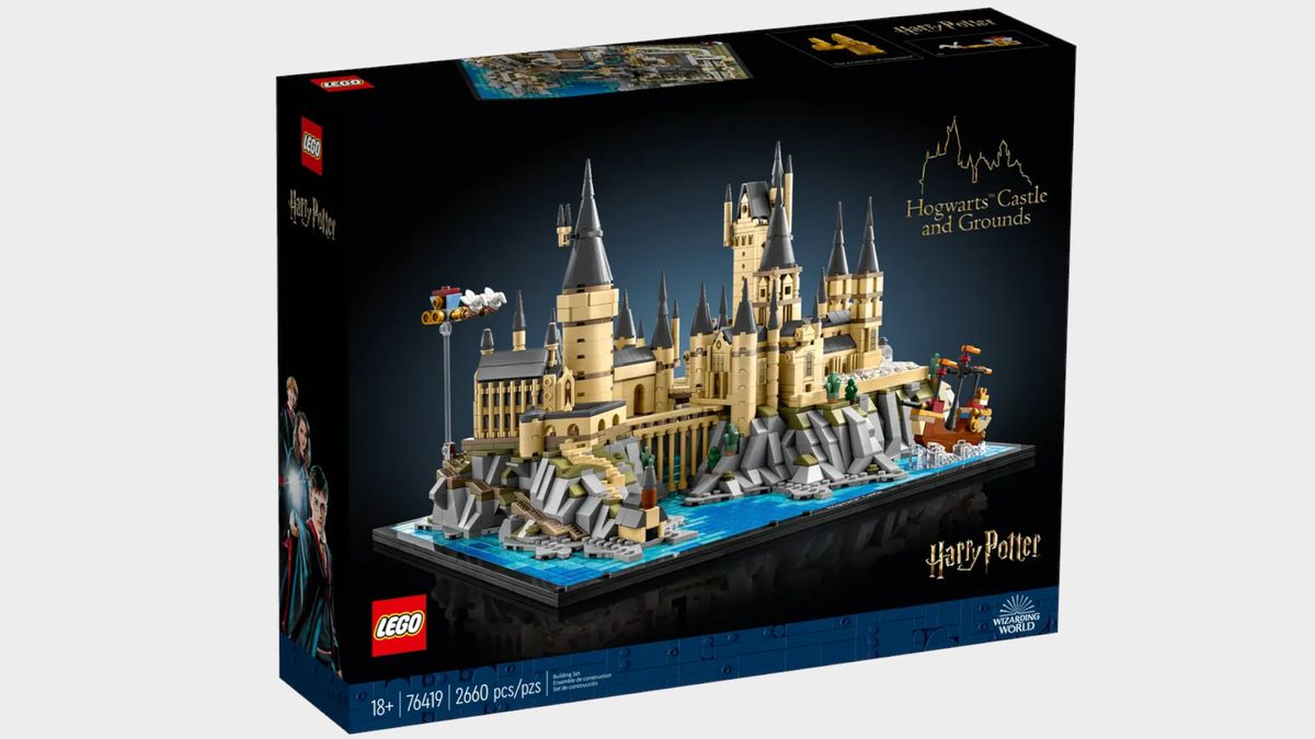 The Lego Hogwarts Castle and Grounds box on a plain background