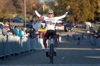White wins elite men's Cincinnati Cyclocross Day 2