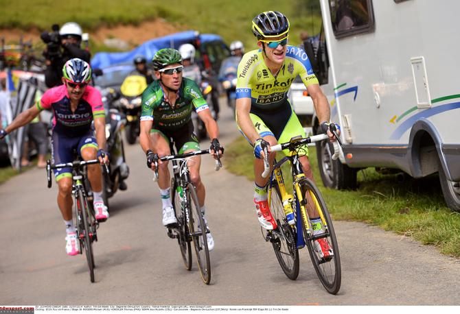 Rogers pushes the pace in the breakaway