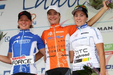 With the race leader also leading the remaining competitions, there were only three riders on the podium - Sandra van Veghel (SRAM-WV Eemland), Marianne Vos (Nederland Bloeit) and Chloe Hosking (HTC-HighRoad)