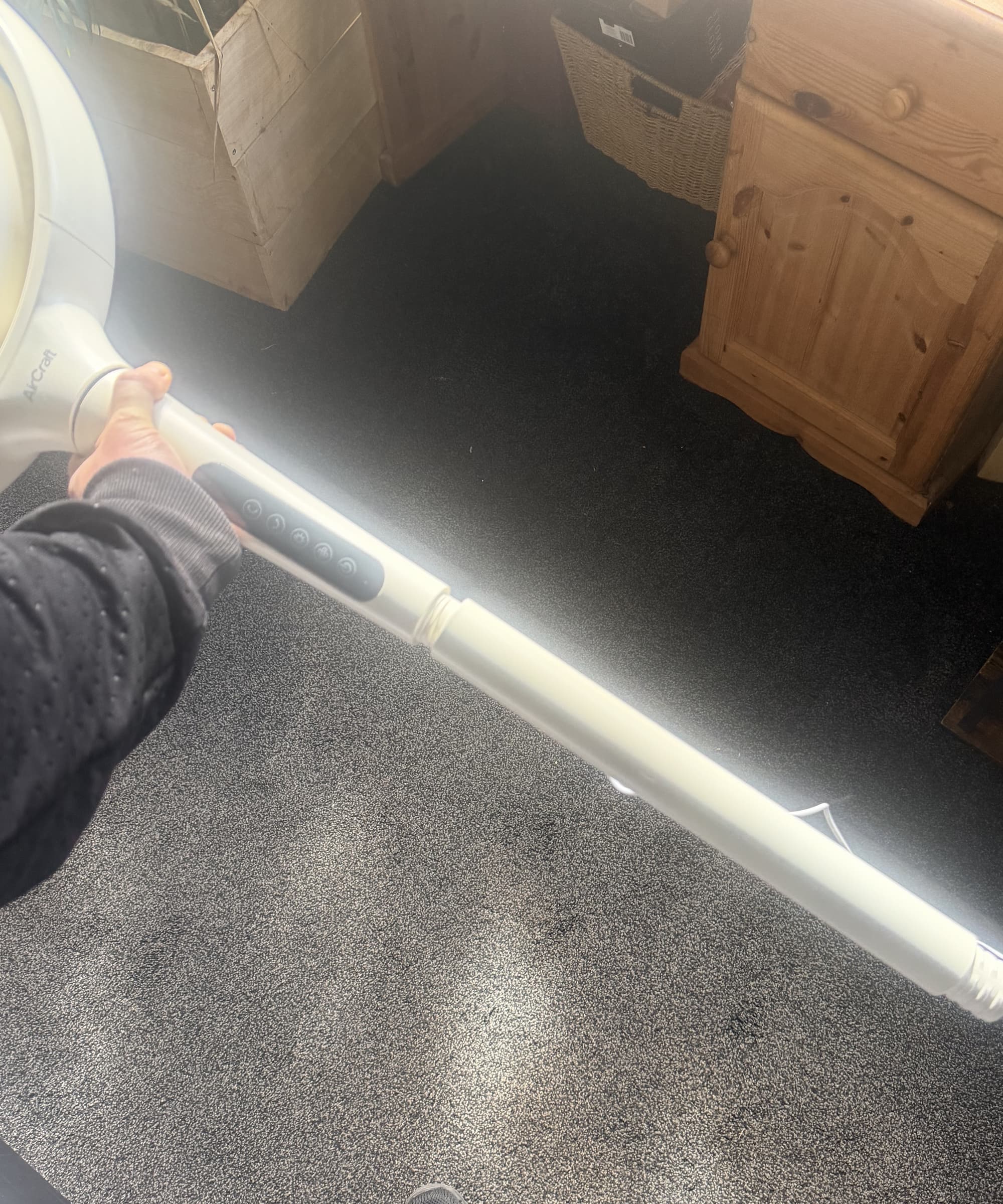 An extender arm for an air circulator