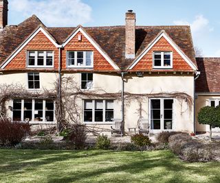 Oxfordshire country house exterior