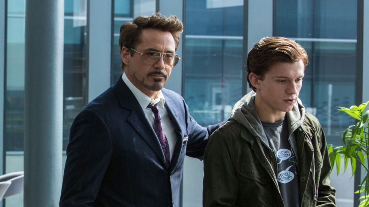 Tony Stark dan Peter Parker berbagi adegan di Spider-Man: Homecoming