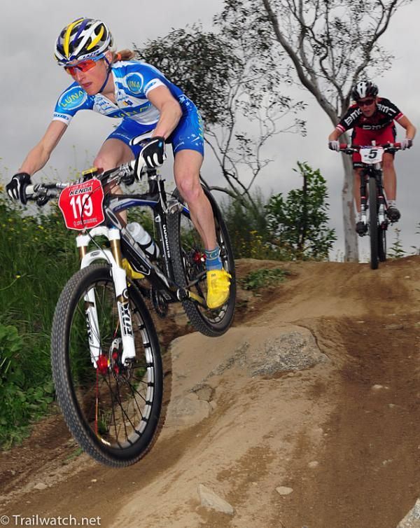 Catharine Pendrel (Luna Pro Team) with Chloe Forsman close behind.