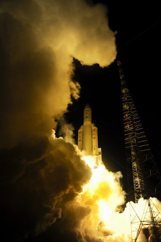 Ariane 5 Blasts Off with ATV-4 to ISS
