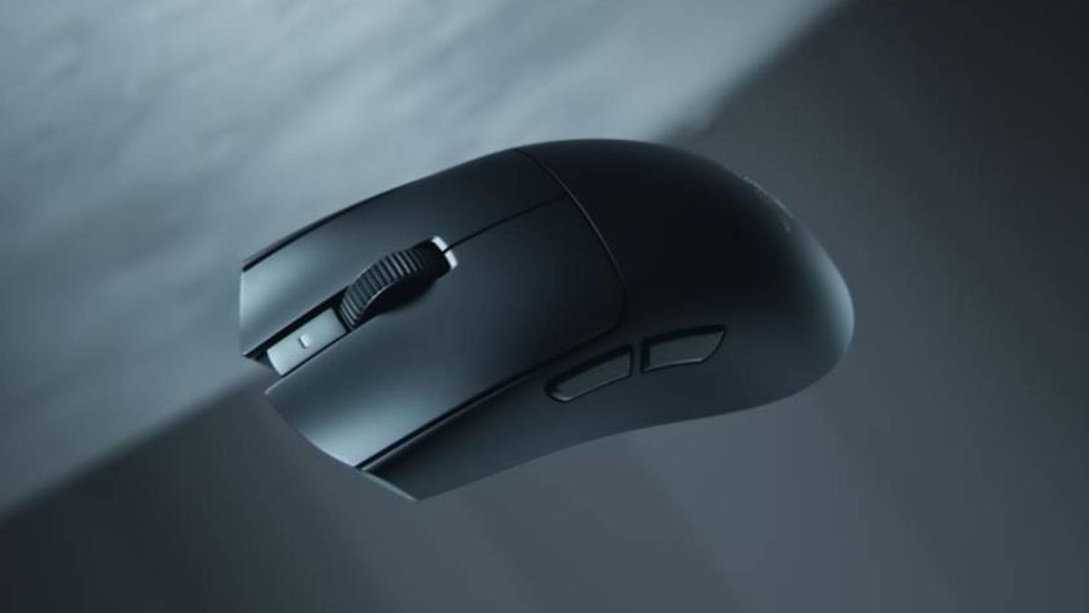 Razer's web-based gaming mouse and keyboard software is finally leaving beta, just in time for the Viper V4 Pro