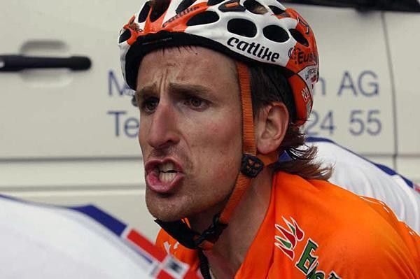 Jose Zubeldia (Euskaltel) is not happy