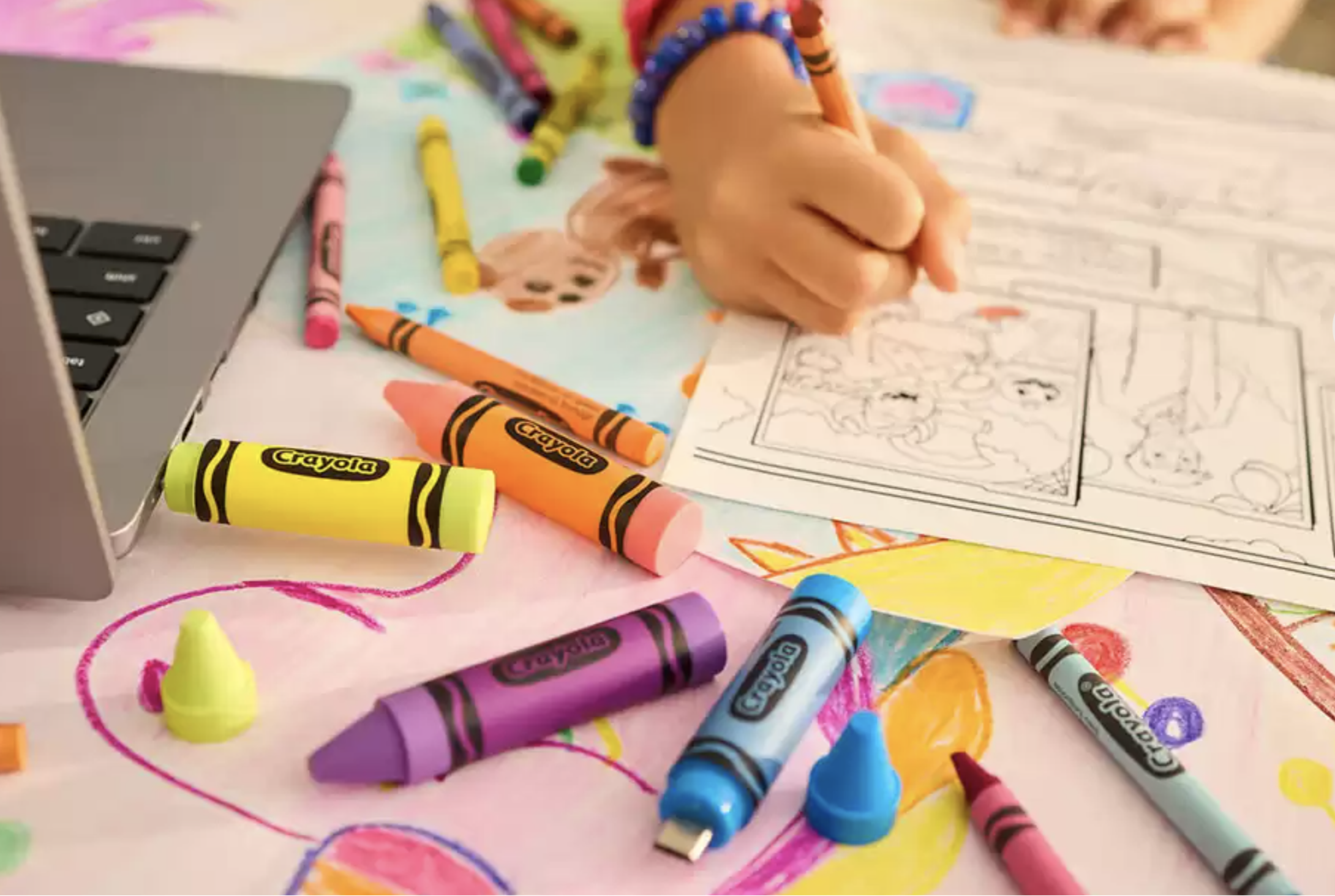 Sandisk x Crayola flash drive