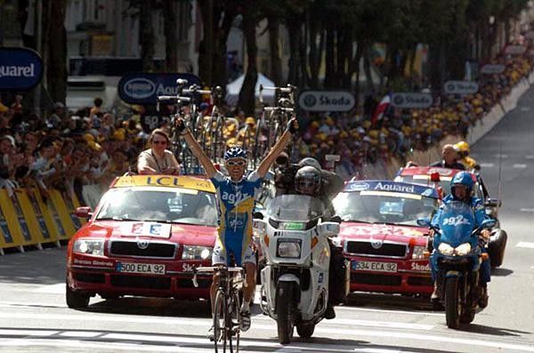 Sylvain Calzati (AG2R) celebrates his win