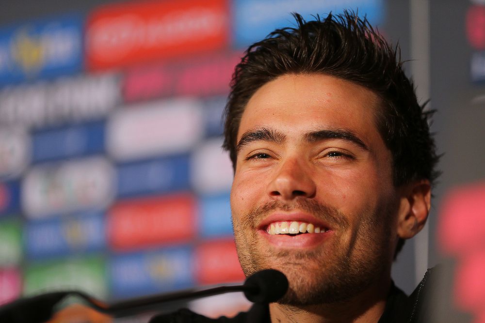 Tom Dumoulin laughs with reporters at the Giant-Alpecin press conference.