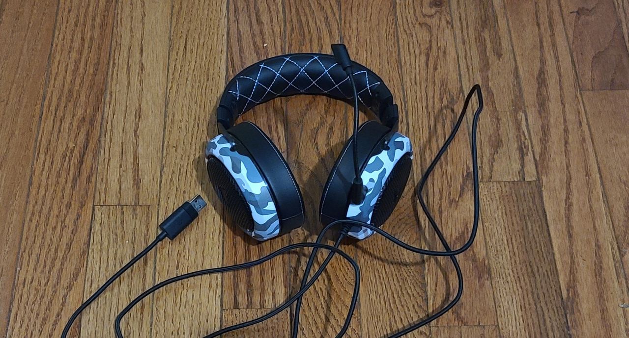 Corsair HS60