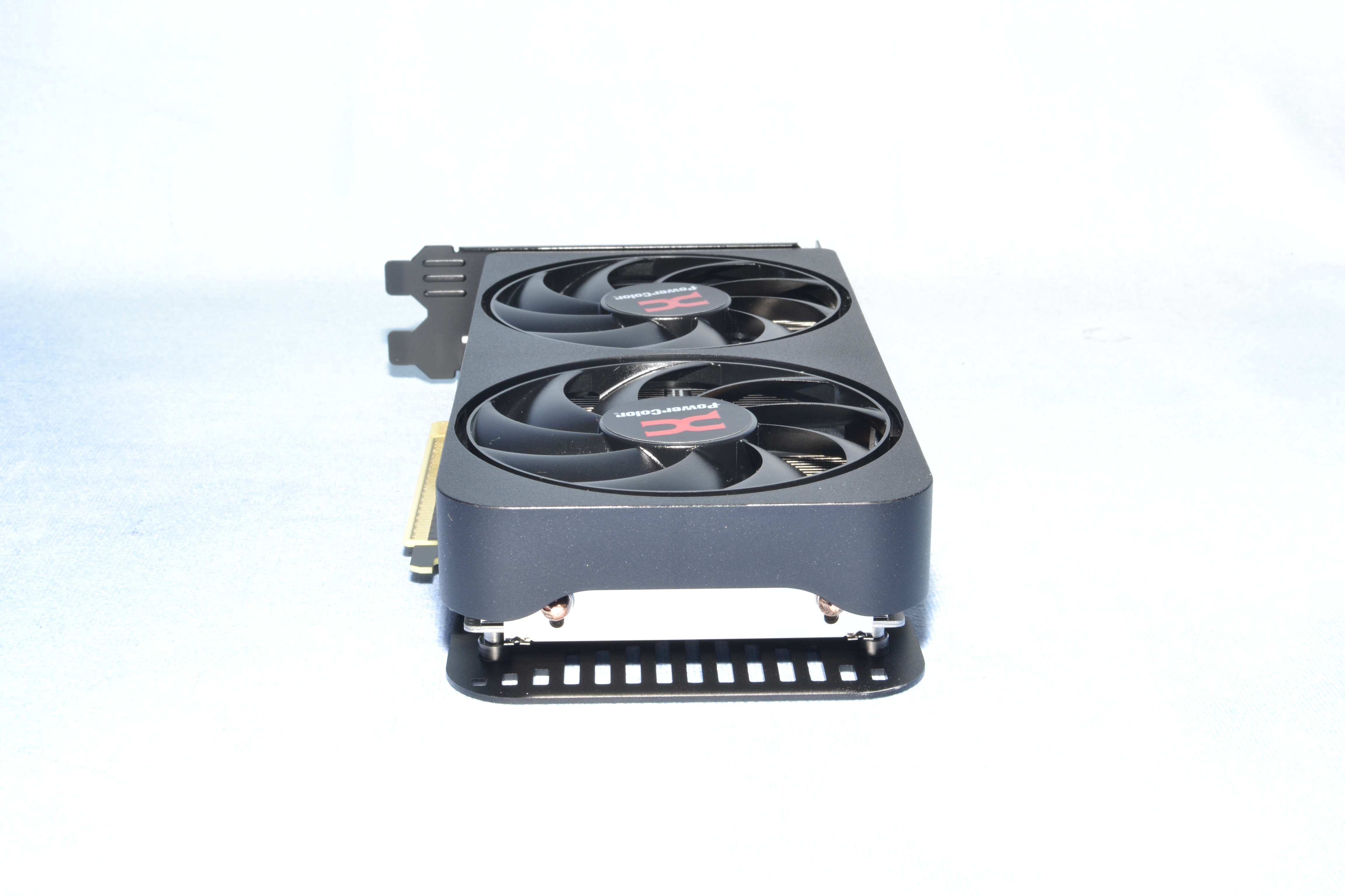 AMD Radeon RX 9060 XT 16GB