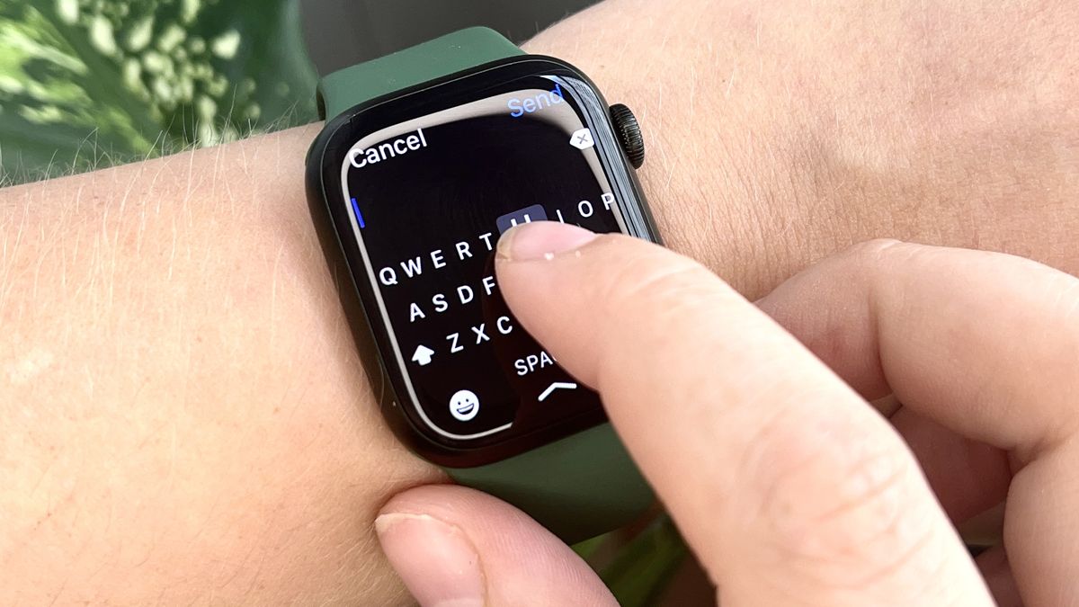 Apple watch sizes on best sale woman's wrist