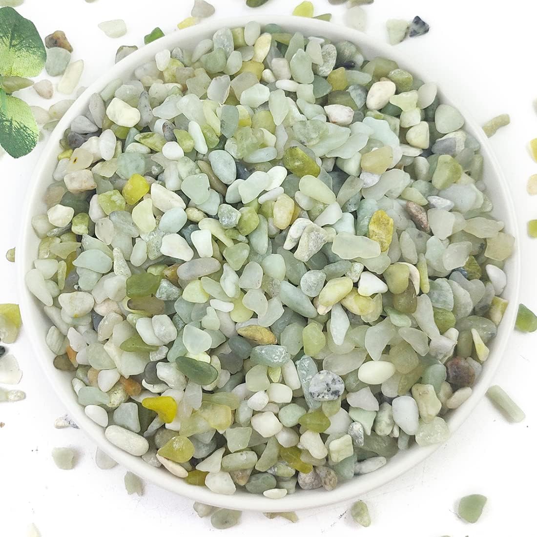 Yiszm 2lb Succulent and Cactus Pebbles, 1/5 Inch Jade Natural Decorative Polished Stones, River Rocks for for Indoor Plants, Vases, Planters and Outdoor Gardening