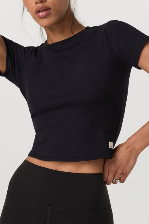 Vuori Clothing, Pose Fitted Tee - Black - Xxs